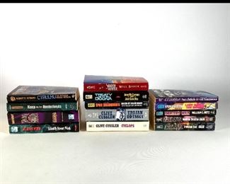 Sci-Fi, Fantasy and Horror Books
Fourteen (14) Sci-Fi, Fantasy and Horror Books: Ru Emerson's "Keep on the Borderlands", Spider Robinson's "Lady Slings the BOoze", Will Baker's "Shadow Hunter" and more. Used but in overall good condition