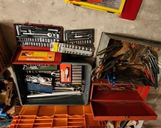 Large selection of vintage hand tools