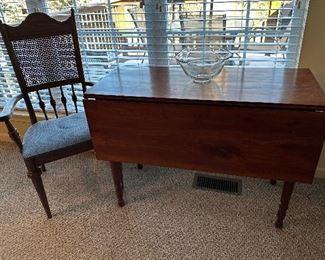 Drop Leaf Table 