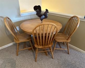 Round Wood Kitchen Table 