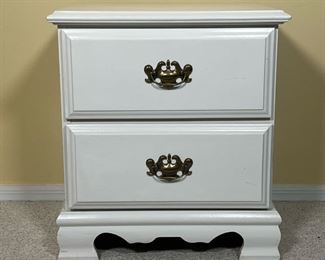 White Painted Bedside Table | Nightstand / end table having two drawers with brass hardware
Dimensions: l. 20 x w. 16 x h. 22 in