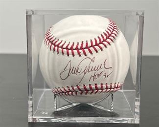 TOM SEAVER | [SIGNED BASEBALL] Tom Seaver, 1992 Hall Of Fame winner, Rookie of the year, 12x all-star