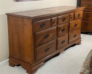 Heywood Wakefield Long Dresser | Long chest of drawers
Dimensions: l. 68 x w. 19.5 x h. 32 in