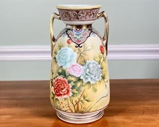 Hand Painted Nippon Vase | Flower decor, gold accents
Dimensions: l. 5.5 x h. 10 in