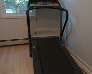$150. Exercise trainer machine 