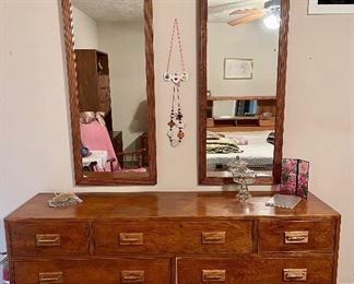 Artefacts by Henrendon Bedroom Set