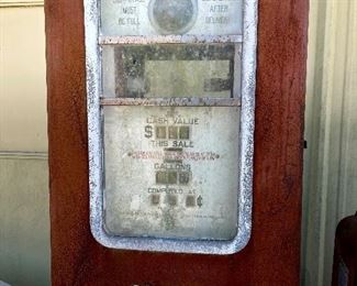 Vintage Erie Gas Pump