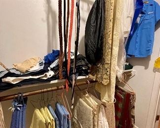 Vintage Tablecloths and Linens