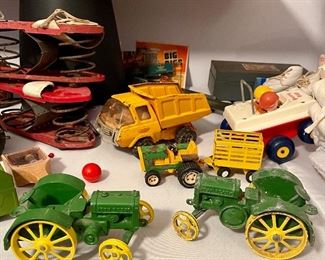 Vintage Pressed Steel Toy Tonka Truck, Fisher Price Bouncing Buddy Car, 1970’s 1/16 Scale John Deere Model-D Tractors, Vintage Tonka Lawn Tractor With Trailer, ZeeToys Big Rigs