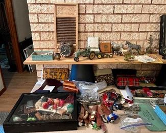 No. 16 Busy Bee Wash Board