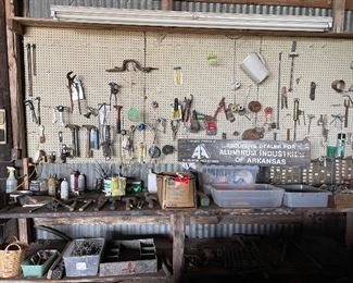 Tools, Advertising Sign
