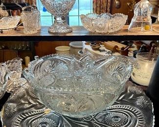 L E Smith Pinwheel & Stars Punch Bowl & Tray Set with Cups