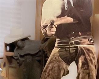 Hope to see you at High Noon on April 13th in Lissie, Tx.
NO EARLY SALES!
Please bring boxes and wrapping!
Bring help to load heavy items!