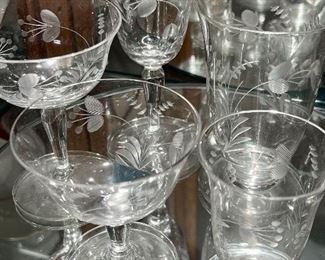 Etched flowers crystal set 