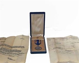 Named WWII Posthumus Air Medal wOak Leaf Clusters 