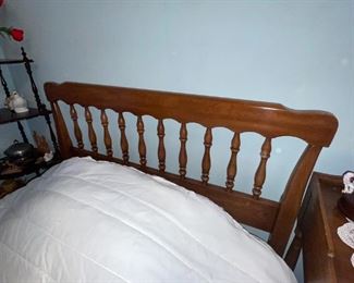 2 Twin Beds Henkel-Harris Solid Wild Black Cherry Bedroom Furniture, Impeccable Condition!