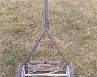Vintage Great States 16" Push Reel Mower #415-16!