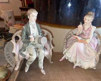 ARTMARK Victorian Porcelain Courting Couple!