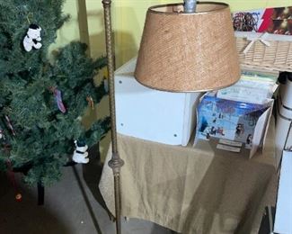 Vintage Bronze Standing Lamp!