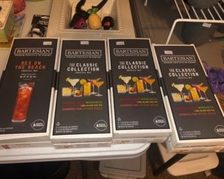 Bartesian cocktail capsules