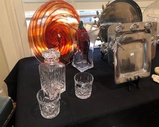 Decanter & glasses and serving ware