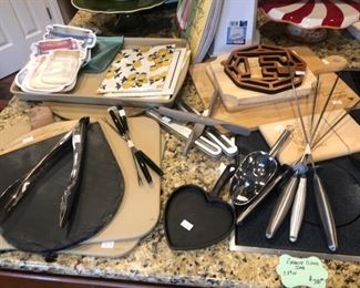 LOTS & LOTS of quality cooking accessories