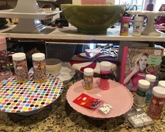 Lots of cake decorating items