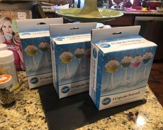 Wilton Cupcake Pedestals in box