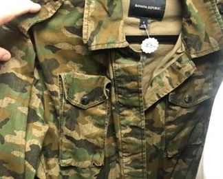 Ladies camo by Banana Republic, ladies small