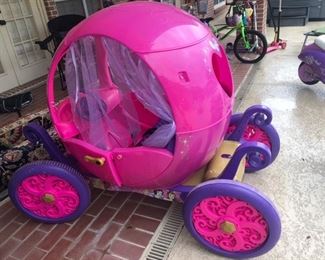 DIsney 24 volt Princess carriage