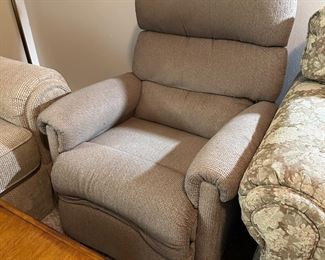 RECLINER