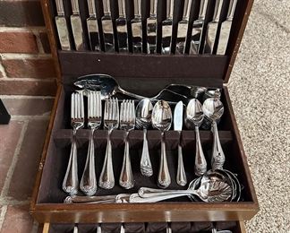 REED & BARTON FLATWARE SET