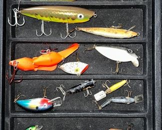 VINTAGE LURES