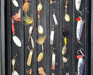 VINTAGE LURES