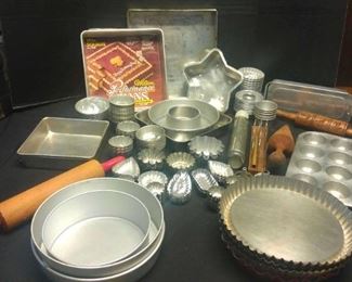 "Spring Fling on Flowing Wells" in Martinez, GA Starts Closing Fri 3/24 8pm. Pickup: Mon 3/27 3-6pm. Please click here to see more photos, descriptions, and current bids:&nbsp;https://ctbids.com/estate-sale/20475