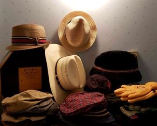 "Spring Fling on Flowing Wells" in Martinez, GA Starts Closing Fri 3/24 8pm. Pickup: Mon 3/27 3-6pm. Please click here to see more photos, descriptions, and current bids:&nbsp;https://ctbids.com/estate-sale/20475