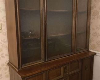 "Spring Fling on Flowing Wells" in Martinez, GA Starts Closing Fri 3/24 8pm. Pickup: Mon 3/27 3-6pm. Please click here to see more photos, descriptions, and current bids:&nbsp;https://ctbids.com/estate-sale/20475