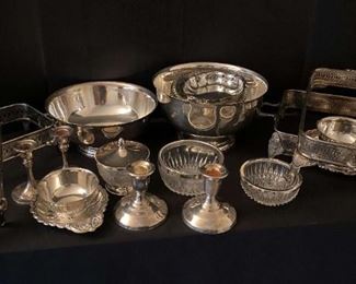 "Spring Fling on Flowing Wells" in Martinez, GA Starts Closing Fri 3/24 8pm. Pickup: Mon 3/27 3-6pm. Please click here to see more photos, descriptions, and current bids:&nbsp;https://ctbids.com/estate-sale/20475