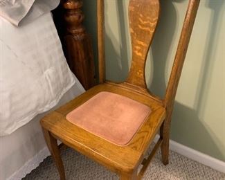 Accent chair 