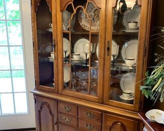 China Cabinet 