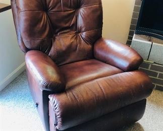 Flexsteel leather recliner - super comfortable! Has some scratches on leather. (As shown 34”W, 38”D, 39”H 