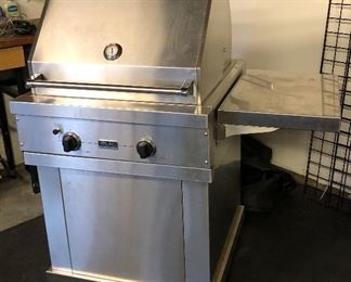 Viking stainless propane outdoor grill + cover (not shown) Grill is gently used, clean inside & out. With one shelf which can be moved to other side. Grill: 29.5”W, 31.5”D, 54”H when closed. Shelf is 16”W, 24”D.