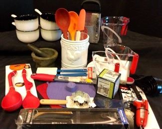 "Jones Creek Elegance" in Evans, GA Starts Closing Sat 3/25 8pm. Pickup: Tue 3/28 2-6pm. Please click here to see more photos, descriptions, and current bids:&nbsp;https://ctbids.com/estate-sale/20789