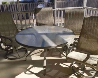 "Jones Creek Elegance" in Evans, GA Starts Closing Sat 3/25 8pm. Pickup: Tue 3/28 2-6pm. Please click here to see more photos, descriptions, and current bids:&nbsp;https://ctbids.com/estate-sale/20789