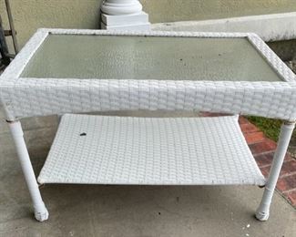 woven patio set table