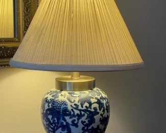 blue white ginger jar lamp