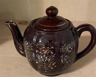 moriage painted redware teapot