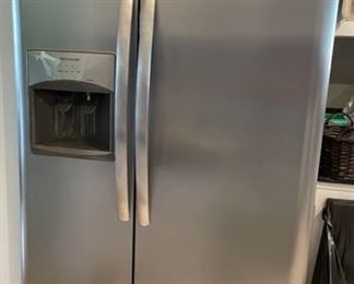 Frigidaire Side by Side refrigerator/freezer.  Serial #4A75017248 mfg 12/17
