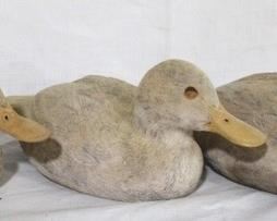 5 - Lot of 3 carved wood ducks - 10 x 5
