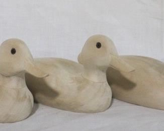 33 - Lot of 3 carved wood ducks - 8.5 x 4
